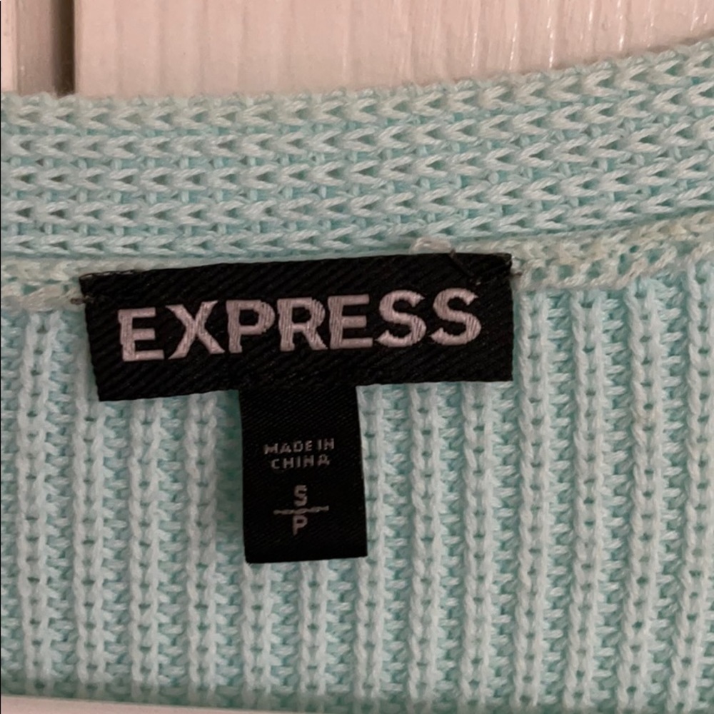Express Sweater - Picture 3 of 4
